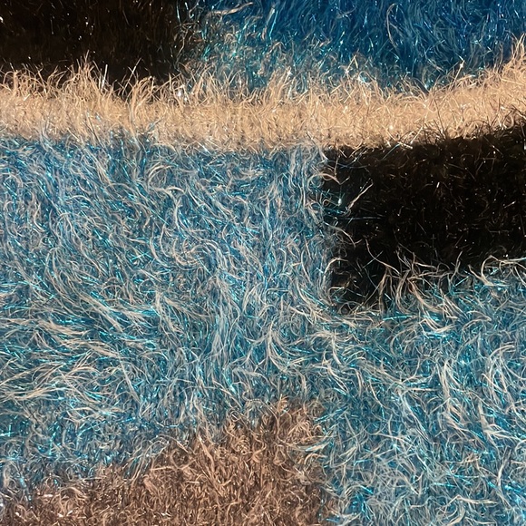 NY & C New York and Company Fuzzy Metallic Colour Block Sweater Size Medium - Picture 14 of 16